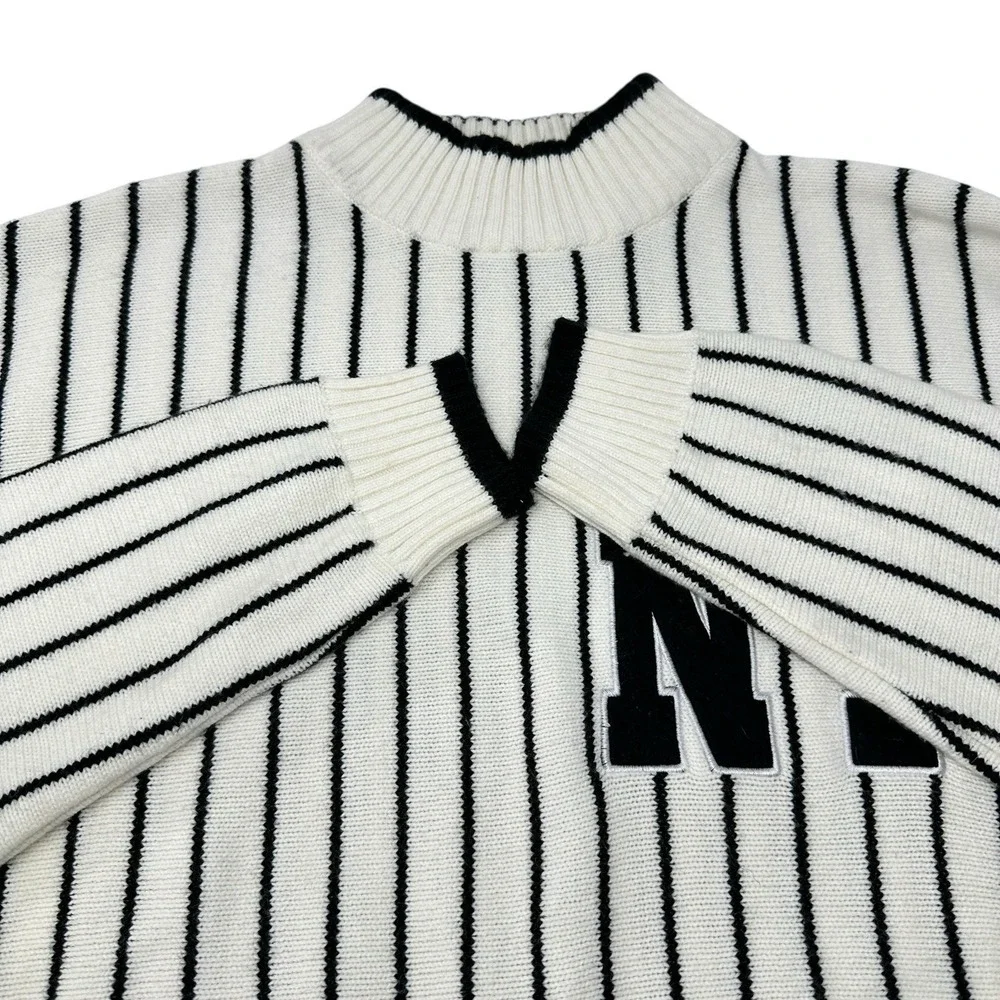 NOIZ Vintage White Acrylic NY‎ Pin Stripe Mock Neck Pullover Sweater Large